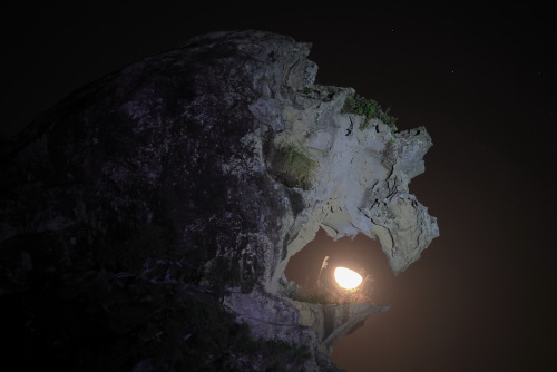 獅子巌と月齢19.6 11月9日